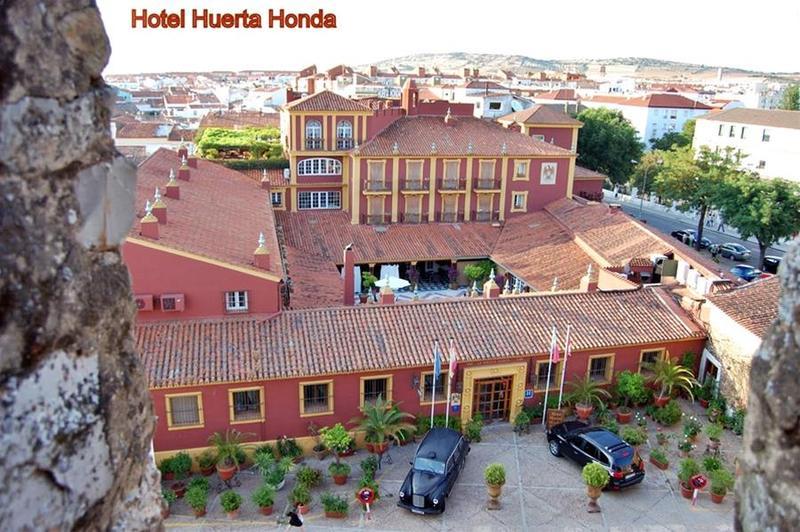 Hotel Huerta Honda サフラ エクステリア 写真